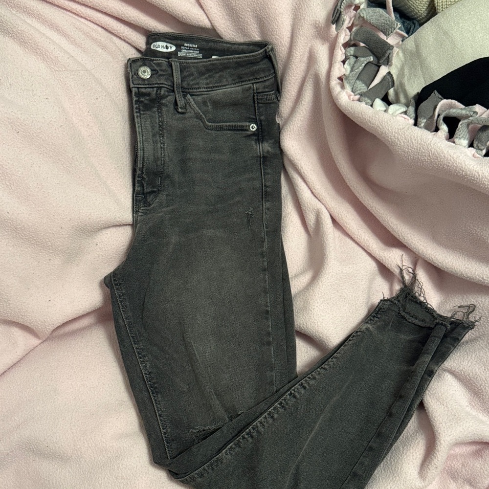 Old Navy Women's Charcoal Skinny Jeans